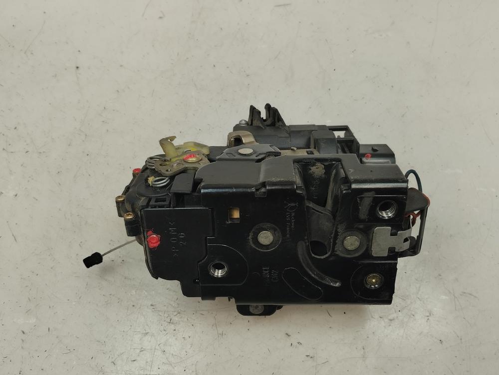 CERRADURA PUERTA DELANTERA IZQUIERDA VOLKSWAGEN GOLF 1.9 TDI MT 90CV