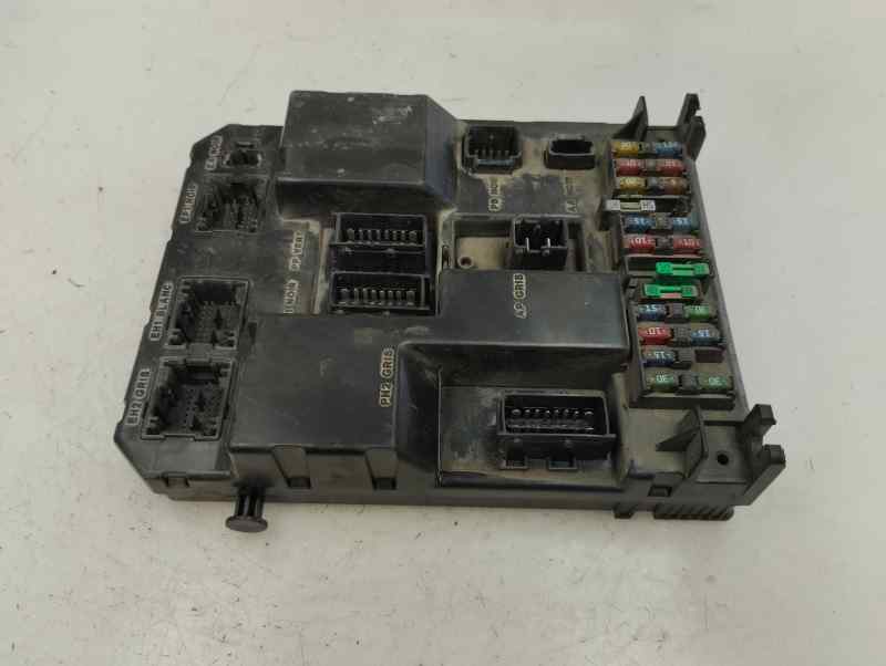 CAJA RELES FUSIBLES PEUGEOT 307 2.0 HDI MT 90CV