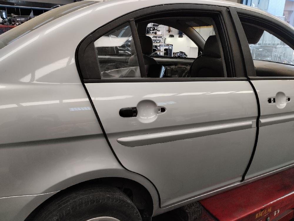 PUERTA TRASERA DERECHA HYUNDAI ACCENT 1.4 MT 97CV | 71KW