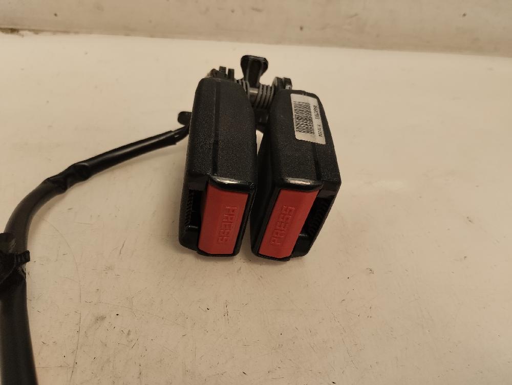 ANCLAJE CINTURON TRASERO DERECHO PEUGEOT 207 1.4 HDI MT 70CV