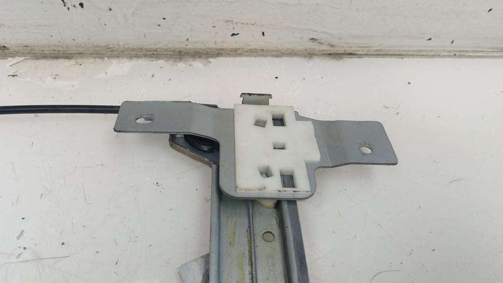 ELEVALUNAS TRASERO DERECHO PEUGEOT 407 2.0 HDI MT 136CV