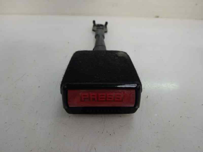 ANCLAJE CINTURON DELANTERO DERECHO PEUGEOT 308 1.6 HDI 6MT 110CV