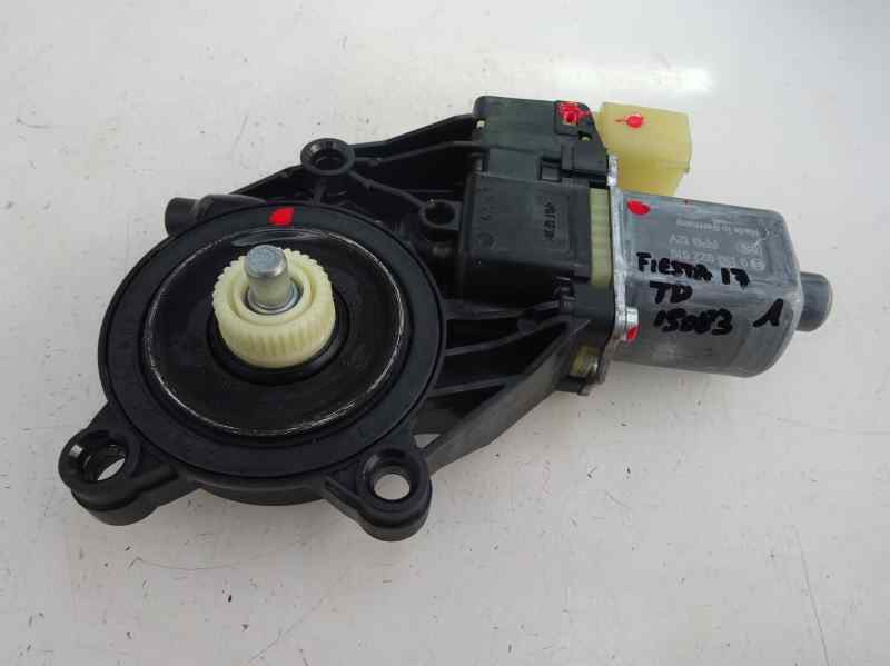 MOTOR ELEVALUNAS TRASERO DERECHO FORD FIESTA 1.25 MT 82CV