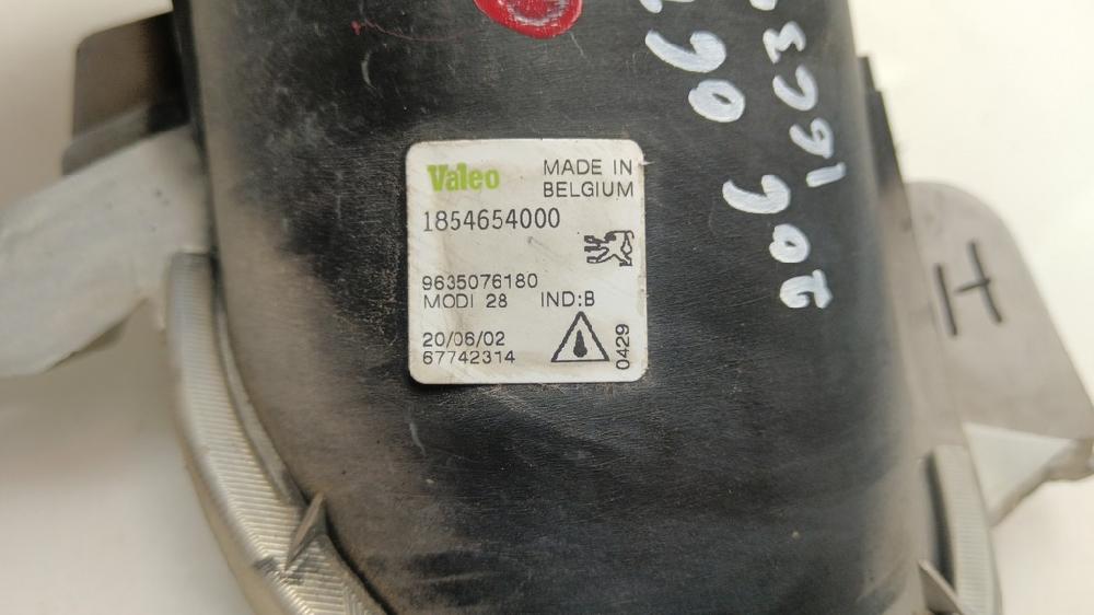 FARO ANTINIEBLA IZQUIERDO PEUGEOT 206 1.4 HDI MT 70CV
