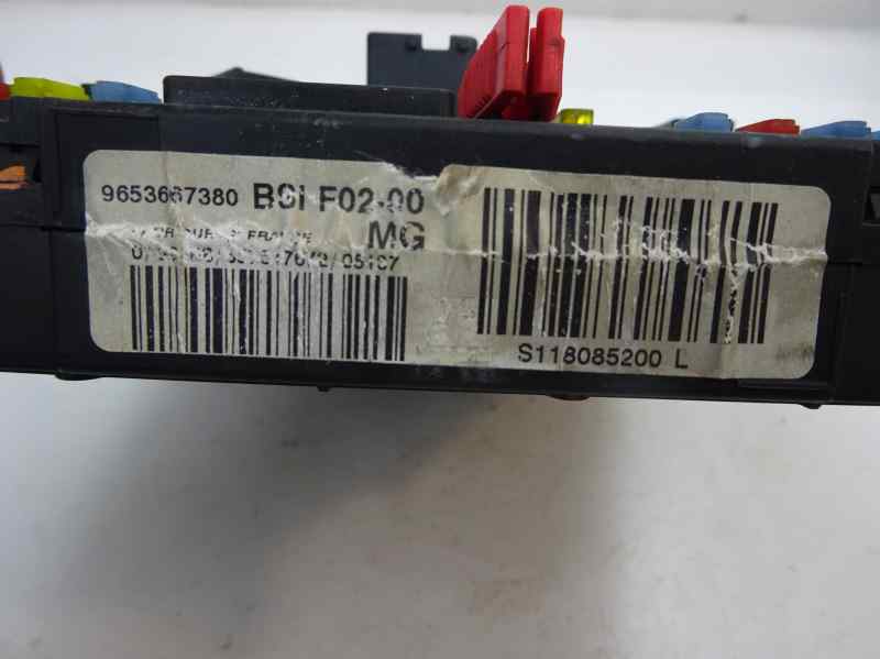 CAJA RELES FUSIBLES CITROEN C3 1.1 MT 60CV