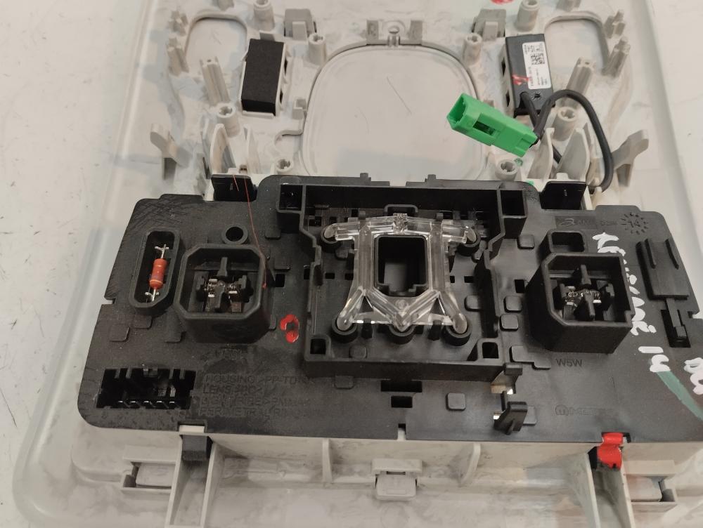 LUZ INTERIOR JEEP RENEGADE 1.6 D MT 120CV
