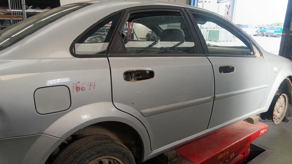 PUERTA TRASERA DERECHA CHEVROLET NUBIRA 2.0 TD AT 121CV