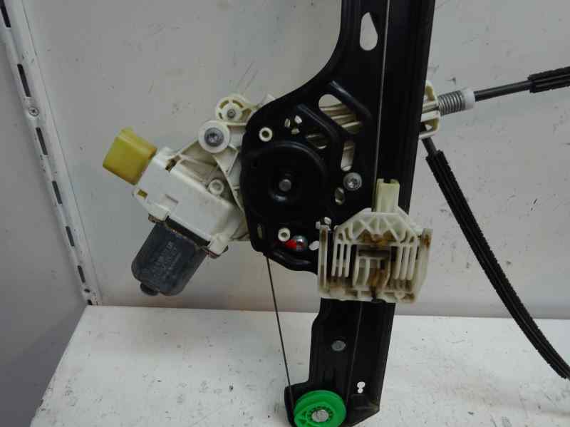 ELEVALUNAS DELANTERO IZQUIERDO BMW SERIE 1 2006 2.0 MT 122CV | 90KW