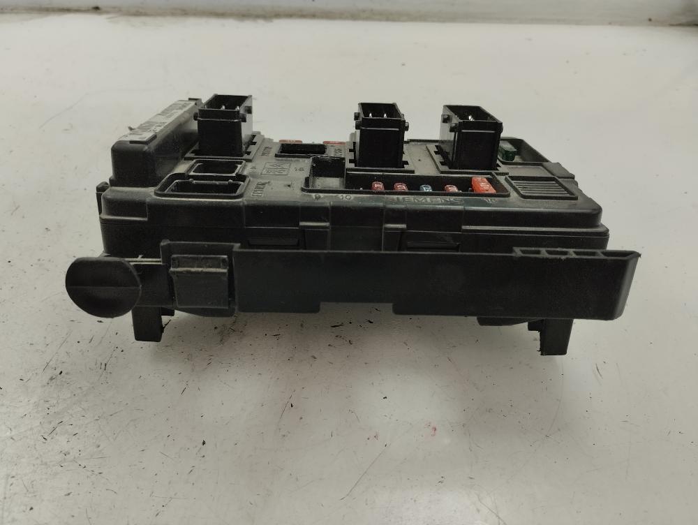CAJA RELES FUSIBLES PEUGEOT PARTNER 2.0 HDI MT 90CV