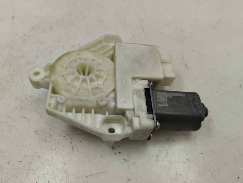 MOTOR ELEVALUNAS TRASERO DERECHO SKODA FABIA 1.0 MT 75CV