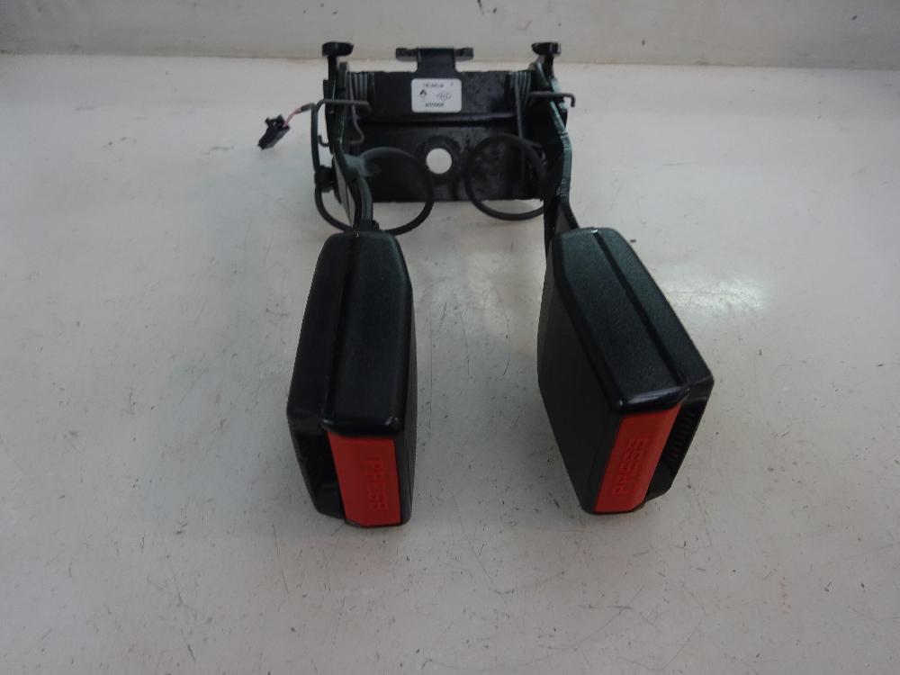 CINTURON SEGURIDAD TRASERO RENAULT SCENIC 1.5 DCI MT 5 PLAZAS 110CV