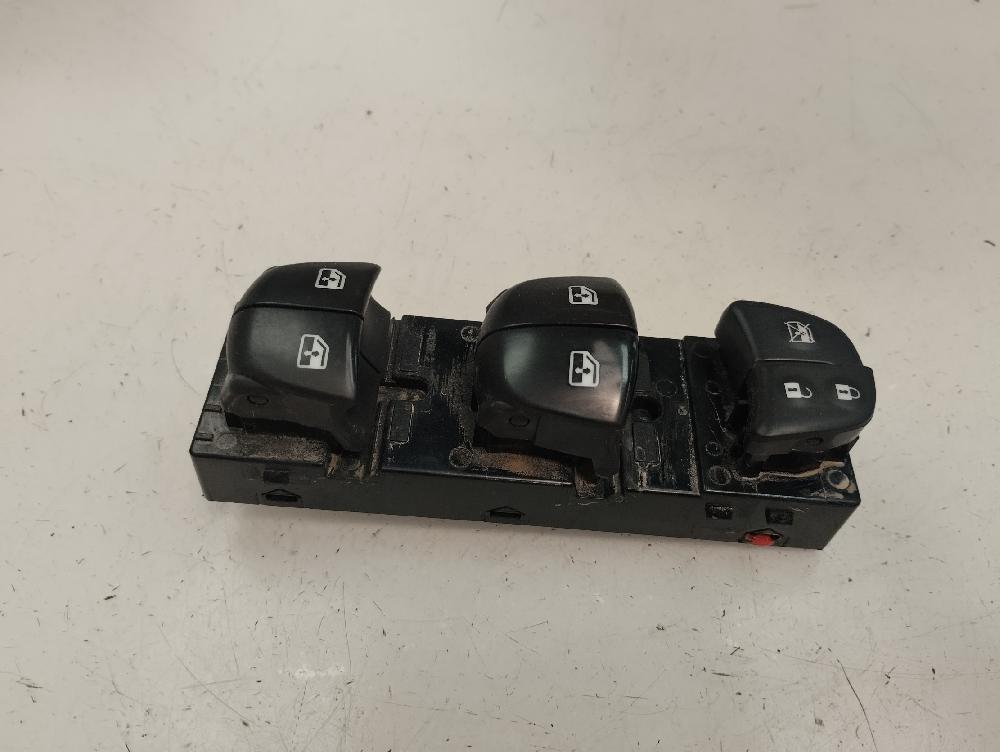 MANDO ELEVALUNAS DELANTERO IZQUIERDO NISSAN QASHQAI 1.5 DCI MT 110CV