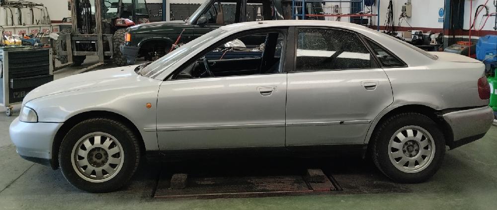 COMPRESOR AIRE ACONDICIONADO AUDI A4 1999 1.8 MT QUATTRO 125CV