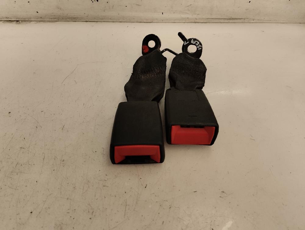 ANCLAJE CINTURON TRASERO IZQUIERDO CITROEN C3 1.2 MT 82CV | 60KW