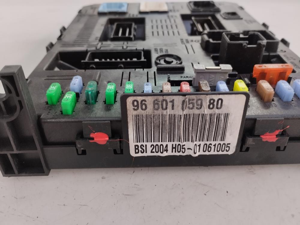 CAJA RELES FUSIBLES PEUGEOT 307 1.6 HDI MT 109CV