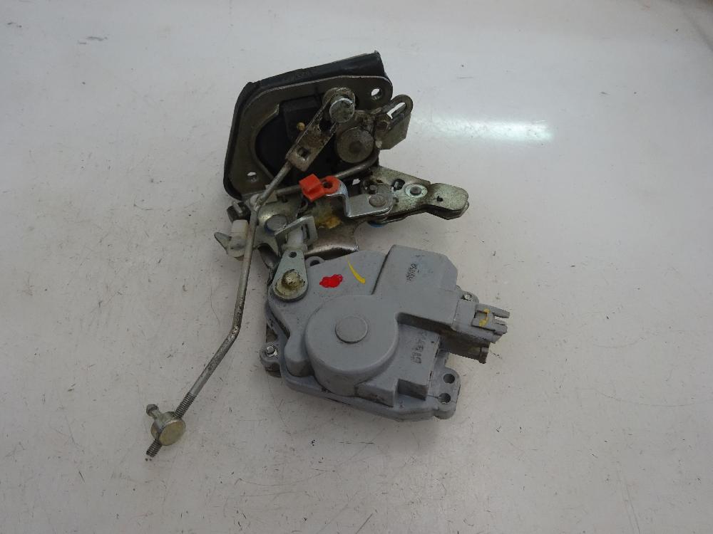 CERRADURA PUERTA TRASERA IZQUIERDA TATA INDICA 1.4 MT 71CV | 52KW
