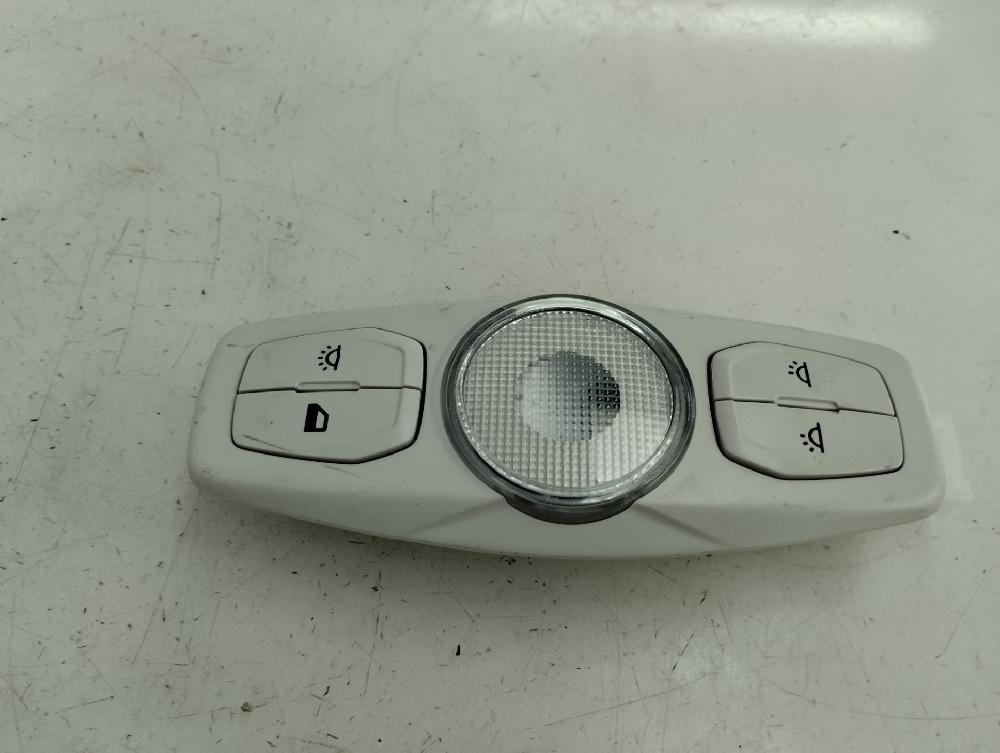 LUZ INTERIOR FORD KUGA 1.5 120CV | 88KW, GASOLINA, MT, ACCIONAMIENTO DELANTERO