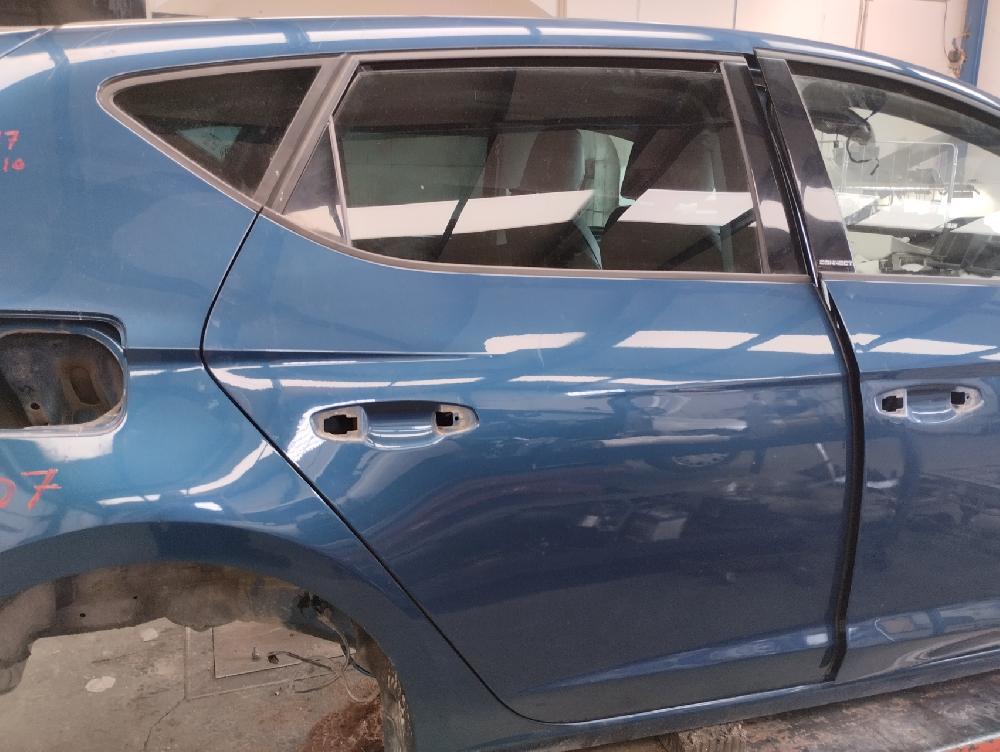 PUERTA TRASERA DERECHA SEAT LEON 1.6 TDI MT 105CV