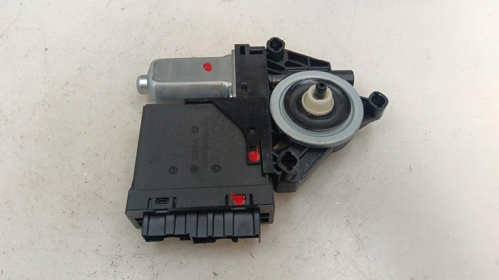 MOTOR ELEVALUNAS DELANTERO DERECHO VOLVO XC60 2.0 D4 AT AWD 190CV | 140KW