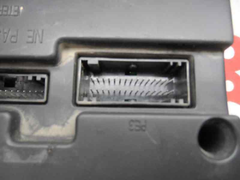 CAJA RELES FUSIBLES RENAULT SCENIC 1.9 DCI MT 102CV