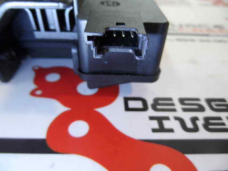 CERRADURA MALETERO PORTON BMW SERIE 3 3.0 330XD MT 231CV