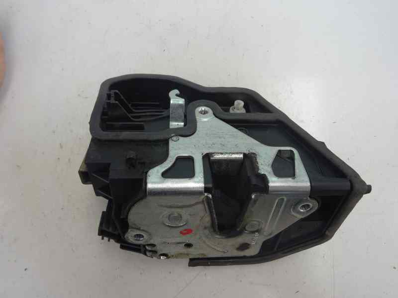 CERRADURA PUERTA TRASERA DERECHA BMW SERIE 1 2008 2.0 MT 150CV | 110KW