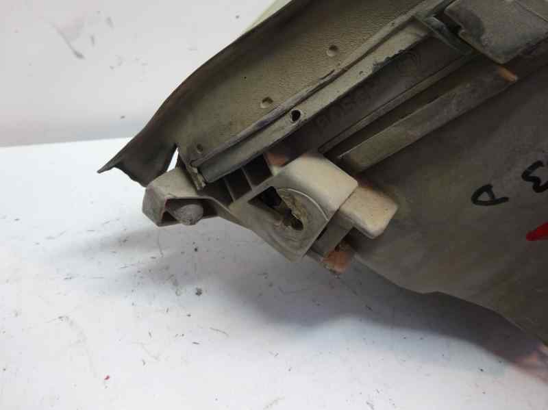 FARO DERECHO MERCEDES BENZ CLASE C 1.8 MT 122CV | 90KW
