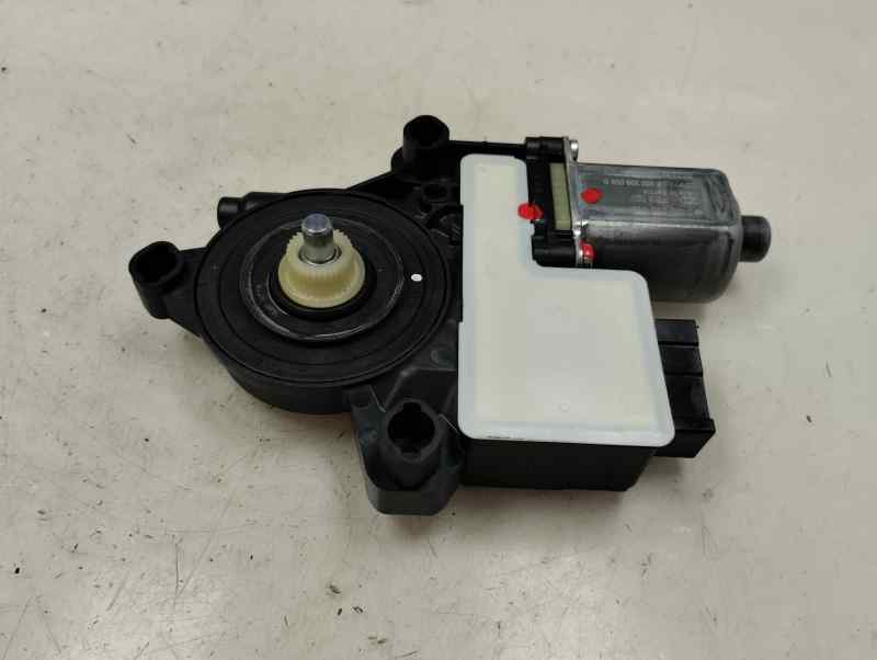 MOTOR ELEVALUNAS DELANTERO IZQUIERDO SEAT ARONA 1.0 AMT 110CV | 81KW