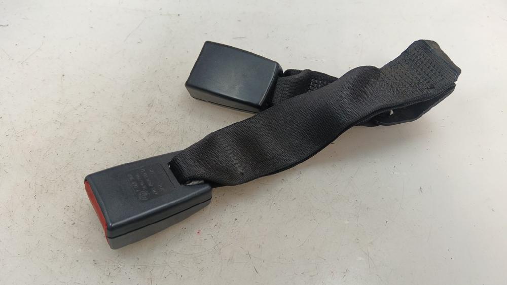 ANCLAJE CINTURON TRASERO DERECHO BMW SERIE 1 2.0 MT 122CV | 90KW