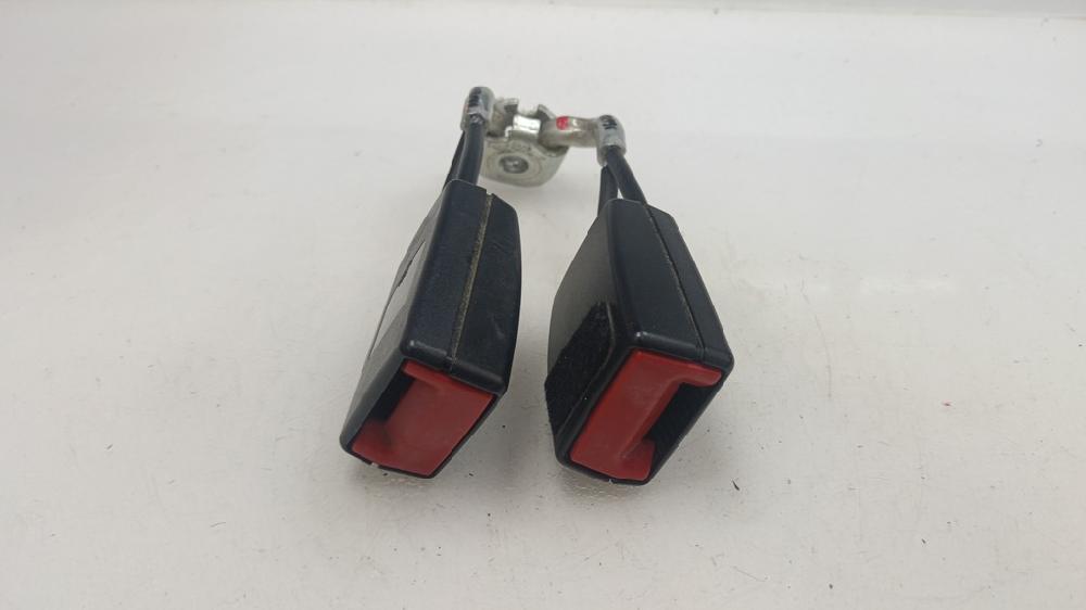 ANCLAJE CINTURON TRASERO IZQUIERDO SEAT IBIZA 1.2 MT 90CV | 66KW