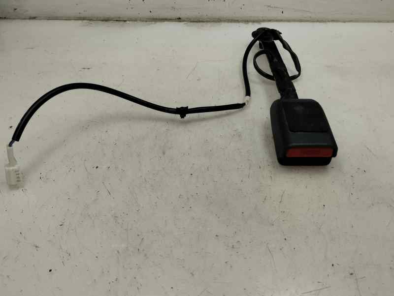 ANCLAJE CINTURON DELANTERO IZQUIERDO NISSAN QASHQAI 1.3 MT 158CV | 116KW