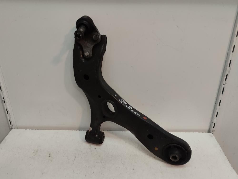 BRAZO SUSPENSION INFERIOR DELANTERO DERECHO TOYOTA VERSO 2.0 D-4D MT 128CV