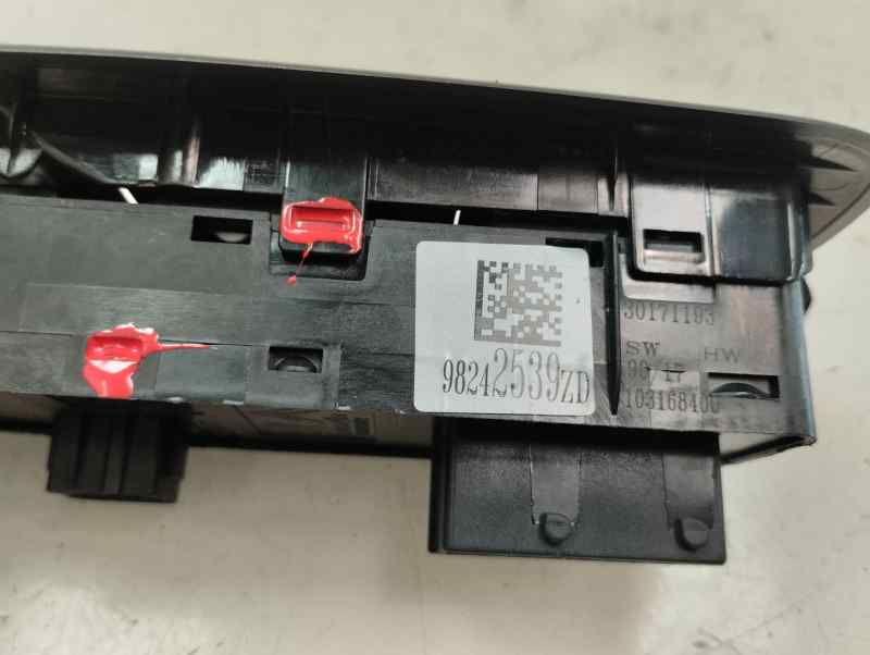 MANDO ELEVALUNAS DELANTERO IZQUIERDO PEUGEOT 208 1.2 MT 110CV | 81KW