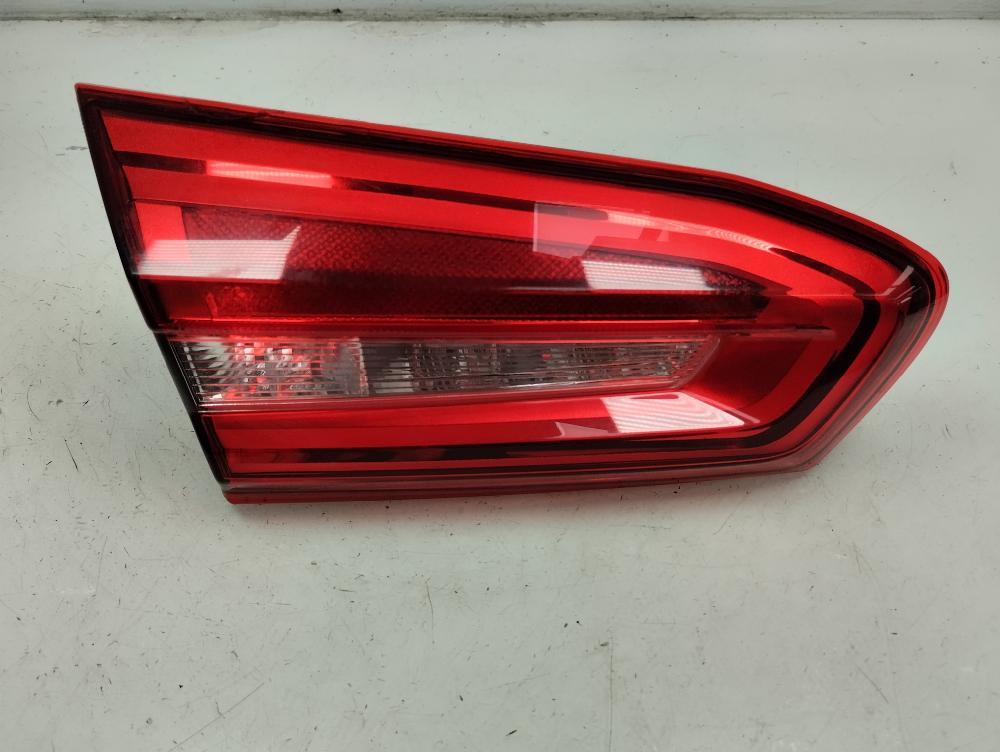 PILOTO TRASERO IZQUIERDO INTERIOR FORD FOCUS 1.0 ECOBOOST MT 100CV | 74KW