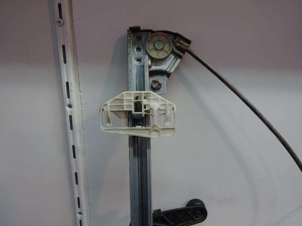 ELEVALUNAS DELANTERO DERECHO PEUGEOT PARTNER 1.6 HDI MT 75CV