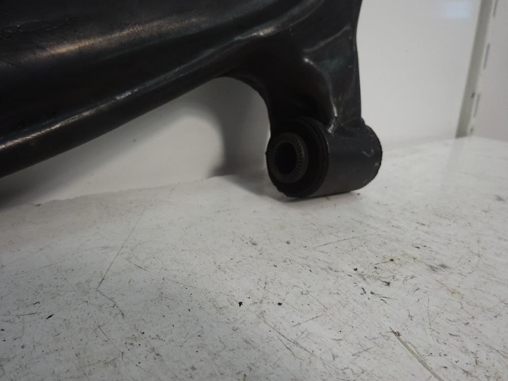BRAZO SUSPENSION INFERIOR DELANTERO IZQUIERDO TOYOTA YARIS 1.3 MT 87CV | 64KW
