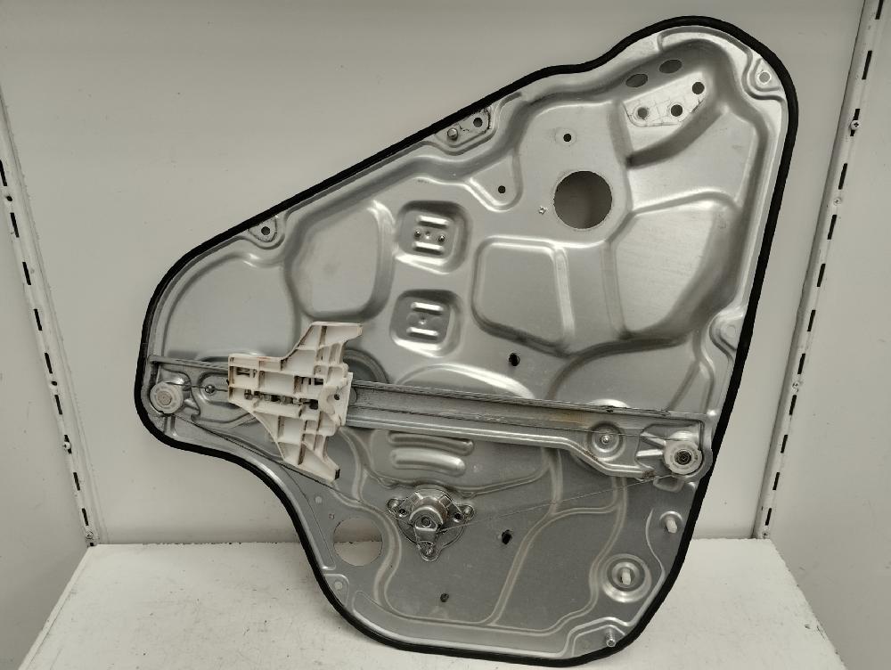 ELEVALUNAS TRASERO DERECHO HYUNDAI I30 1.4 MT 109CV | 80KW