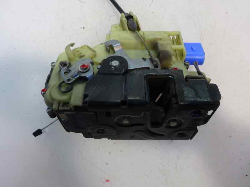 CERRADURA PUERTA DELANTERA IZQUIERDA SEAT CORDOBA 1.4 MT 85CV