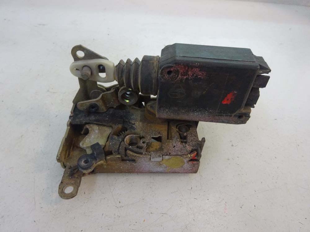 CERRADURA PUERTA DELANTERA DERECHA PEUGEOT 205 1.8 MT D 59CV