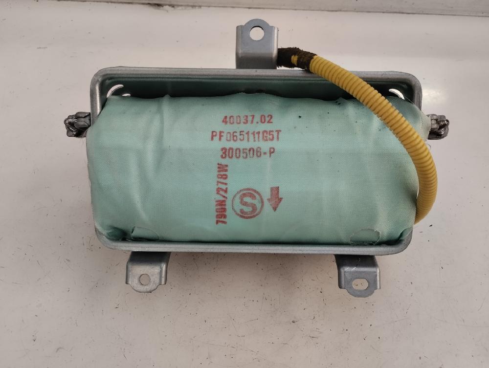 AIRBAG DELANTERO DERECHO TOYOTA COROLLA 1.6 MT 110CV | 81KW