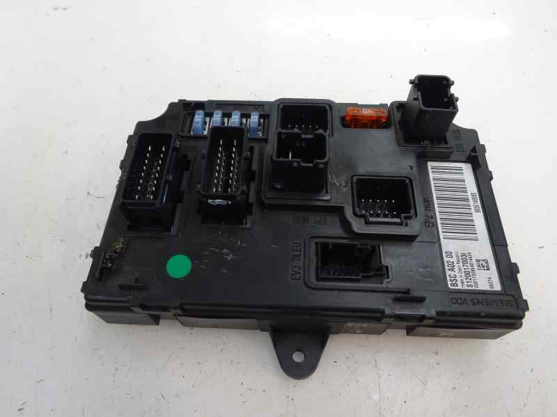 CAJA RELES FUSIBLES PEUGEOT 407 2.0 HDI MT 136CV