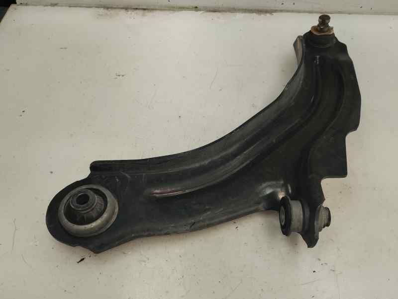 BRAZO SUSPENSION INFERIOR DELANTERO IZQUIERDO RENAULT CLIO 2014 0.9 TSE MT 90CV