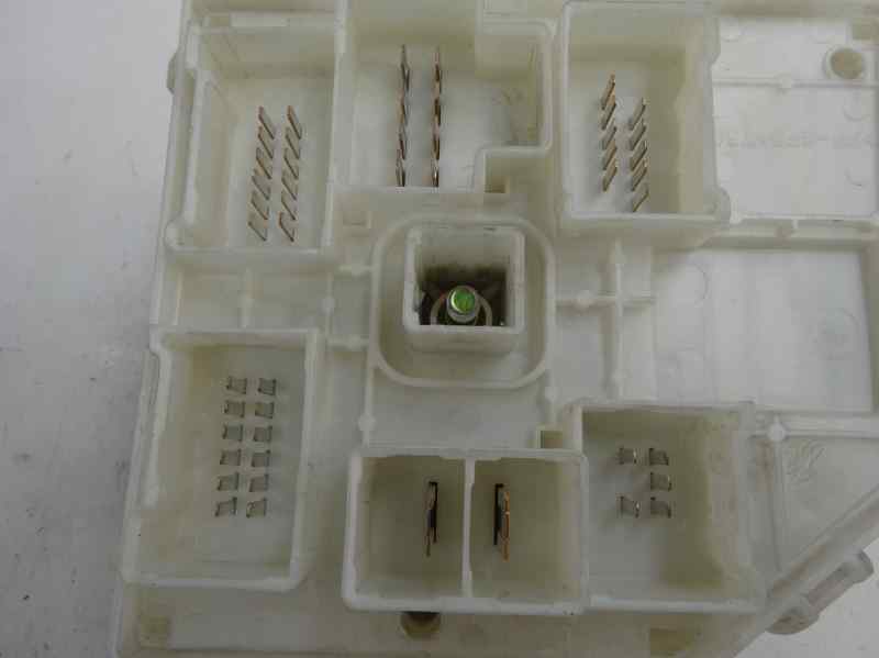 CAJA RELES FUSIBLES TOYOTA RAV4 2003 1.8 MT 4WD 125CV | 92KW