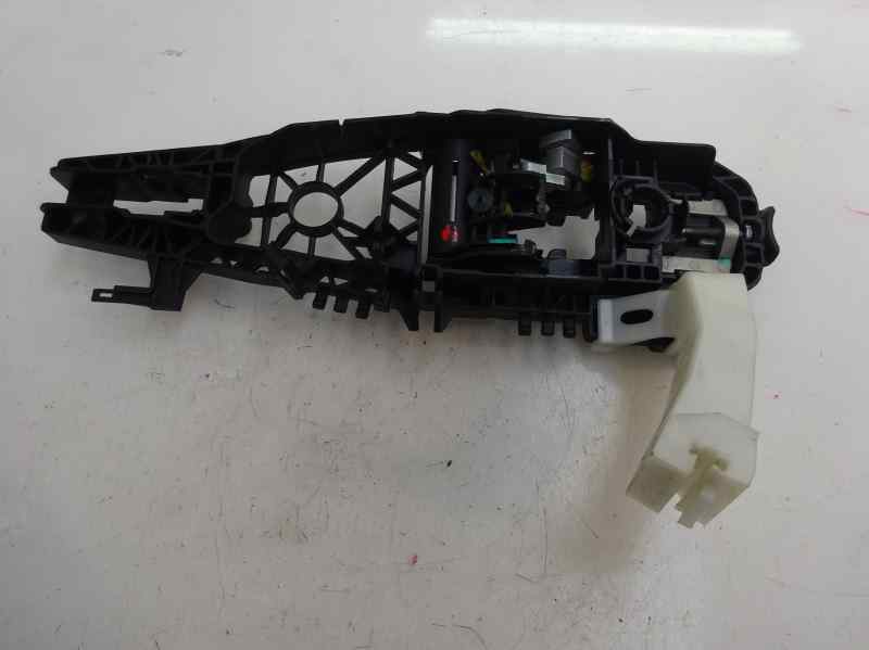 SOPORTE MANETA EXTERIOR PUERTA TRASERA DERECHA FIAT 500X 2015 1.6 MT 110CV | 81KW