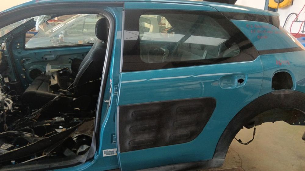 PUERTA TRASERA IZQUIERDA CITROEN C4 CACTUS 1.6 MT 99CV | 73KW