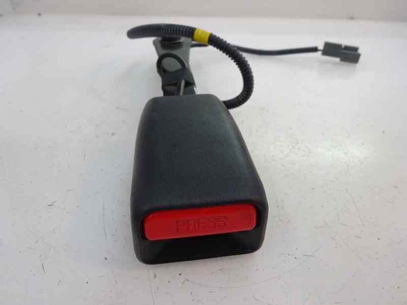 ANCLAJE CINTURON DELANTERO IZQUIERDO KIA CEED 1.6 MT 113CV | 83KW