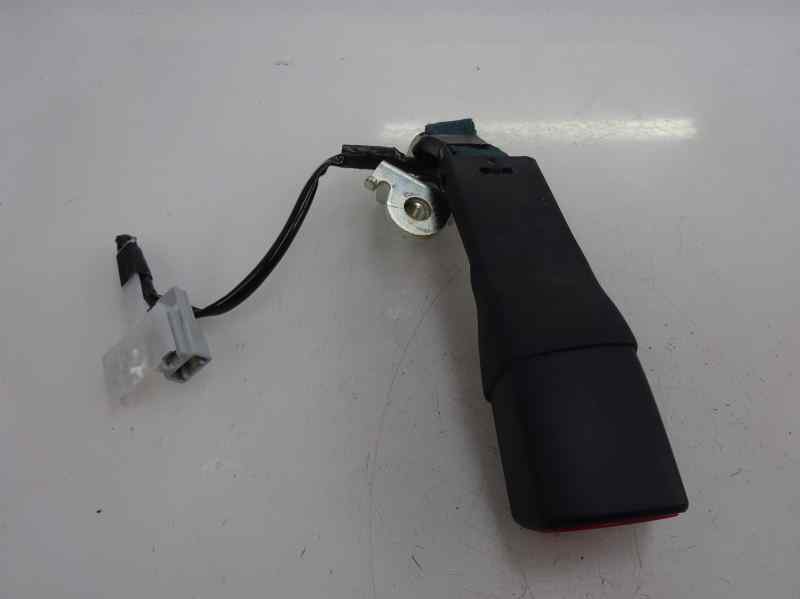 ANCLAJE CINTURON TRASERO DERECHO LEXUS CT 1.8CVT 99CV | 73KW