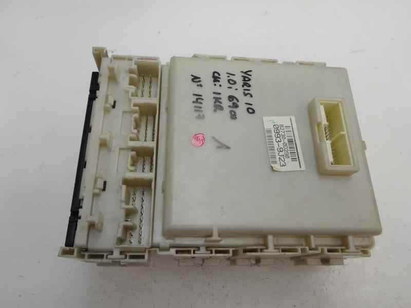 CAJA RELES FUSIBLES TOYOTA YARIS 2010 1.0 MT 69CV