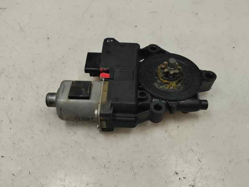 MOTOR ELEVALUNAS DELANTERO IZQUIERDO KIA MAGENTIS 2.0 CRDI MT 138CV