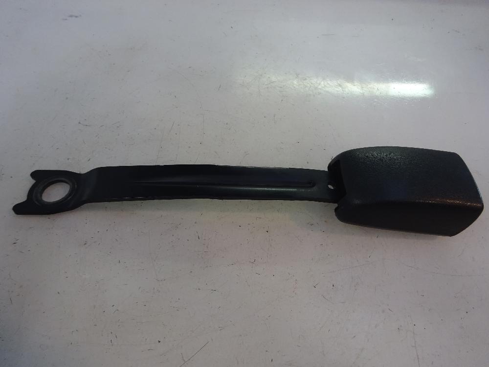 ANCLAJE CINTURON DELANTERO DERECHO TOYOTA AYGO 1.0 MT 68CV